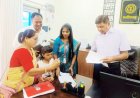 मुख्य सचिव अमिताभ जैन को मिला मतदाता पहचान पर्ची