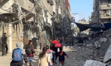 इसराइली सेना ने जबालिया में हमले तेज़ किए, फ़लस्तीनी नागरिकों ने इलाक़ा छोड़ना शुरू किया