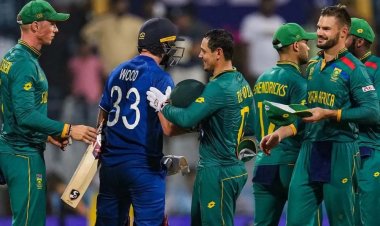 इंग्लैंड के बल्लेबाजों का सामना दक्षिण अफ्रीका के मजबूत गेंदबाजी आक्रमण से