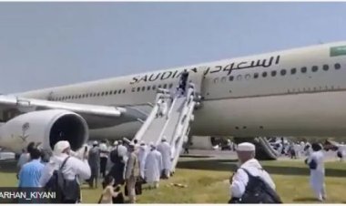 पाकिस्तान के पेशावर में लैंडिंग के वक़्त एक यात्री विमान में लगी आग