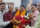 शासकीय शिक्षक संगठन के पदाधिकारियों ने सांसद से की भेंट:सांसद ने कहा-सरकारी स्कूलों में गुणवत्तापूर्ण उत्कृष्ट शिक्षा दें