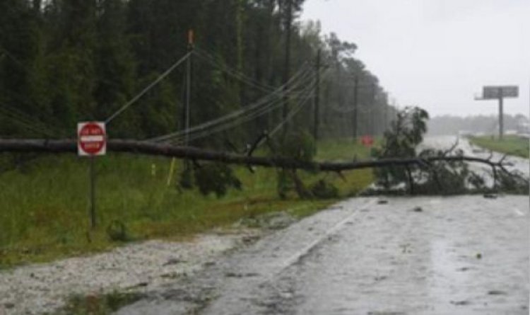 अमेरिका: फ्लोरिडा की तरफ बढ़ रहा तूफान 'मिल्टन', 50 लाख लोगों से तटीय क्षेत्र छोड़ने की अपील
