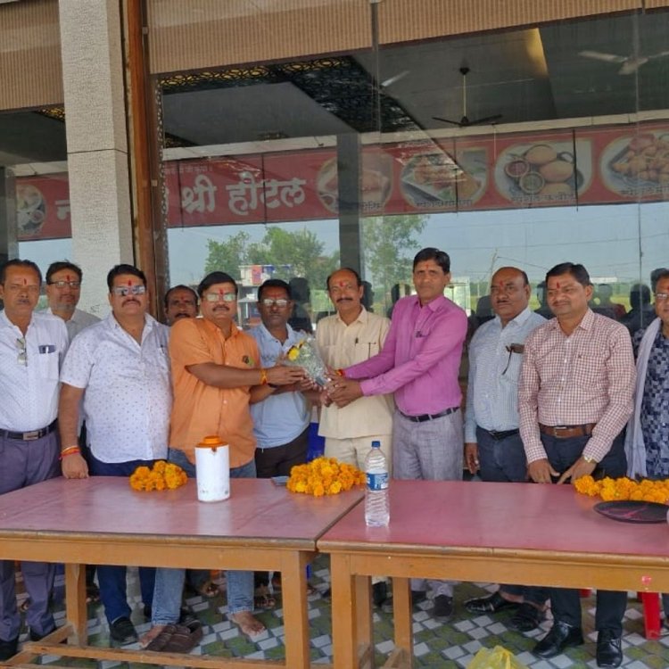 मप्र राज्य कर्मचारी संघ कर रहा आंदोलन की तैयारी:सांची, रायसेन, देहगांव, बेगमगंज में बैठकें, कर्मचारियों से कहा धरना-प्रदर्शन में आएं