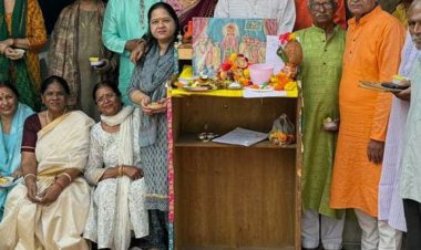 शालीमार गार्डन भोपाल में भगवान चित्रगुप्त की पूजा:सर्वसम्मति से आशु सक्सेना अध्यक्ष नियुक्त, हर वर्ष दो बार पूजन का निर्णय