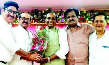 थोक कपड़ा व्यापारी संघ निर्विरोध अध्यक्ष चुने गये सरल मोदी