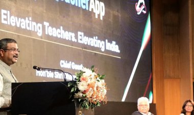 शिक्षामंत्री धर्मेंद्र प्रधान ने टीचर ऐप लॉन्च किया:260 घंटों के कोर्स, शॉर्ट वीडियो होंगे; लाइव एक्सपर्ट्स देंगे जवाब, टीचर्स को इनोवेटिव बनाएगा ऐप