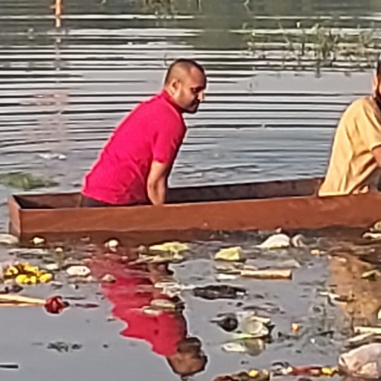 24 दिनों से चल रही क्षिप्रा घाट की सफाई:15 नवंबर को होगा दीप दान और स्वच्छता अभियान का समापन