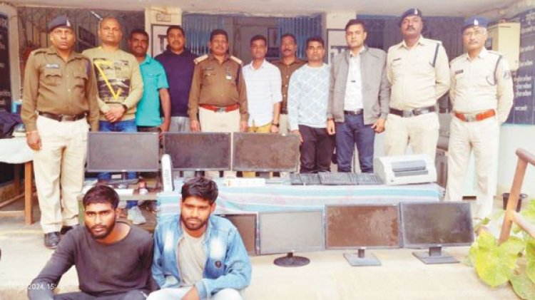 ग्रामीण बैंक में सेंध लगाकर चोरी, 2 सगे भाई पकड़ाए, सामान बरामद