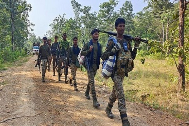 छत्तीसगढ़ में मारे जाने के डर से अब पड़ोसी राज्यों को नया ठिकाना बनाने की फिराक में नक्सली