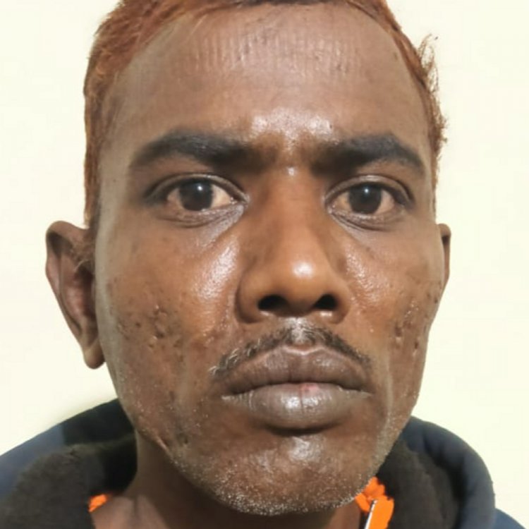 पुलिस हिरासत से भागा संदेही पकड़ाया:छात्रावास में छिपा था; लापरवाही पर एएसआई सहित चार लाइन अटैच