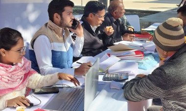 आगर मालवा में नेशनल लोक अदालत का शुभारंभ:प्रधान जिला न्यायाधीश, बार अध्यक्ष रहे मौजूद, सुलह समझौते से किया जा रहा प्रकरणों का निराकरण