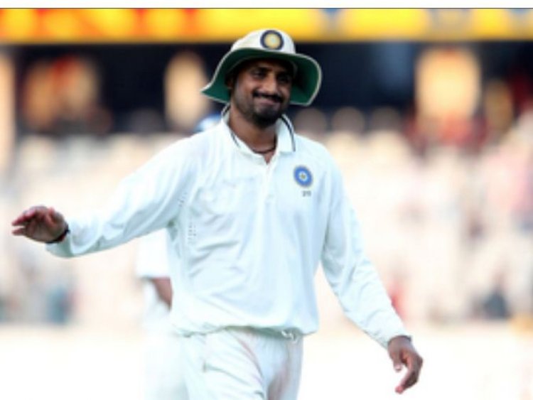 बांग्लादेश: दो हिंदु भिक्षु गिरफ्तार, चटगांव के 70 'अल्पसंख्यक' वकीलों-पत्रकारों पर केस दर्ज