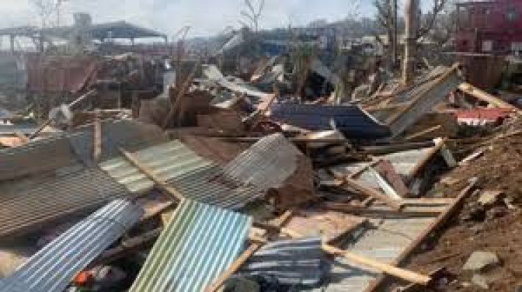 हिंद महासागर के छोटे से द्वीप पर शक्तिशाली तूफ़ान ने मचाई तबाही, सैकड़ों लोगों के मरने की आशंका