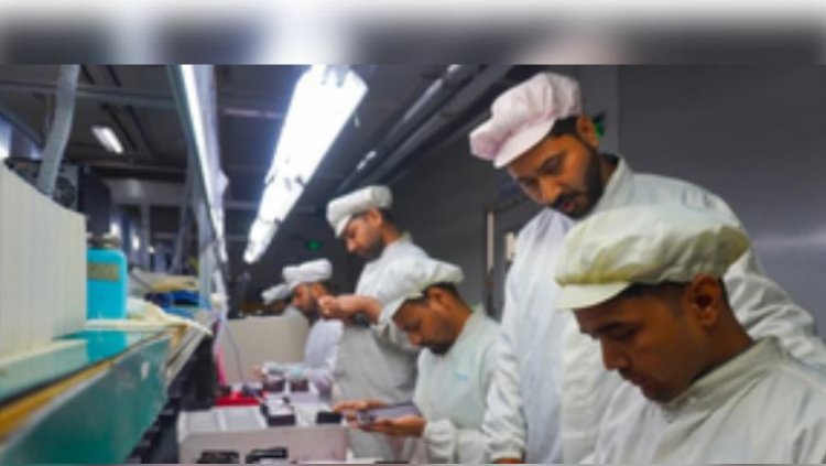 भारत के मैन्युफैक्चरिंग सेक्टर में कॉन्ट्रैक्ट वाले कर्मचारियों के वेतन में 5.9 प्रतिशत की वार्षिक वृद्धि