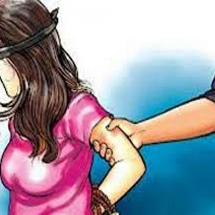 पड़ोसी ने बाथरूम में नहाते समय की अश्लील हरकतें:शादीशुदा महिला की शिकायत पर पुलिस ने छेड़छाड़ का मामला किया दर्ज