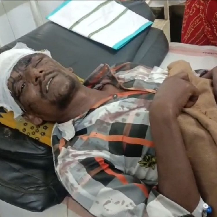 अशोकनगर में दो पक्षों में चले लाठी-डंडे और कुल्हाड़ी:तीन लोग घायल; खेत में सिंचाई को लेकर हुआ था विवाद