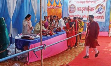 धूमधाम से मनाई मकर संक्रांति, जरूरतमंदों को बांटे भोजन-गरम कपड़े