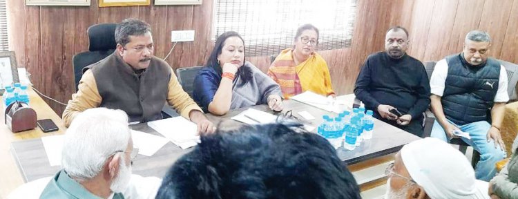 प्रभारी सचिव की वार्ड प्रत्याशियों का पैनल दो दिन के भीतर तय करने हिदायत