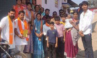 प्रत्याशियों का डोर-टू-डोर जनसंपर्क