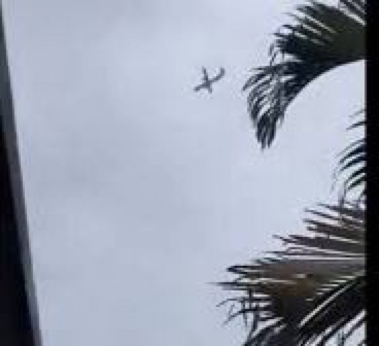 साओ पाउलो शहर के पास एक छोटा विमान दुर्घटनाग्रस्त, कई वाहन क्षतिग्रस्त