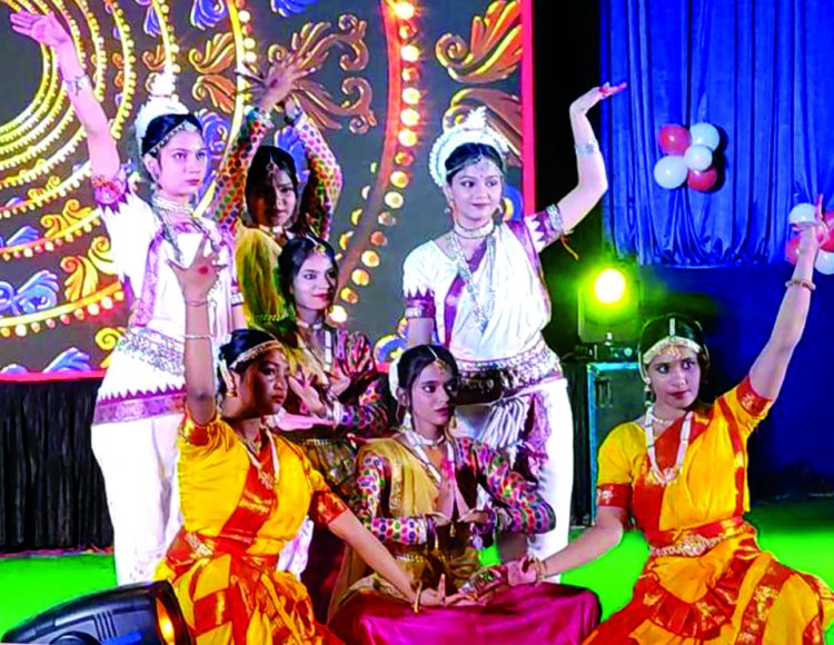 प्रगति उत्सव में सांस्कृतिक प्रस्तुतियों की लड़ी