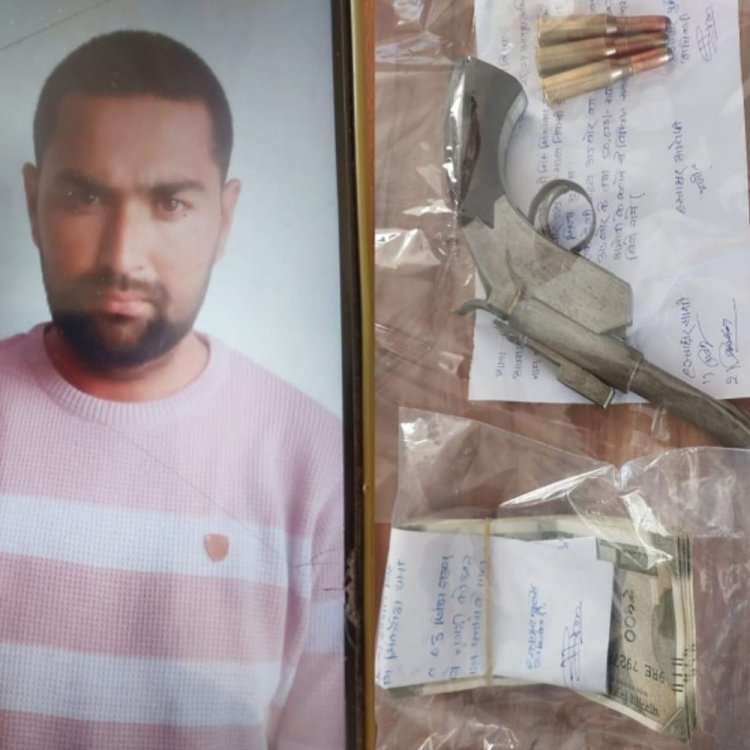 मुरैना का प्रॉपर्टी डीलर ग्वालियर में कट्‌टा सहित पकड़ाया:कहा- दोस्त के लिए बैंड बुक करने आया; जांच में जुटी पुलिस