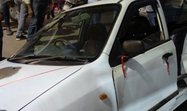 रायसेन में सागर रोड पर नाले में गिरी कार:चालक की बची जान, गाड़ी क्षतिग्रस्त; स्थानीय लोग बोले- पहले भी हुए हैं हादसे