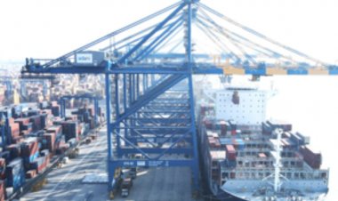 मैक्वेरी ने अदाणी पोर्ट्स को दी 'आउटपरफॉर्म' की रेटिंग, कहा - कंपनी को भारत की ग्रोथ से होगा फायदा