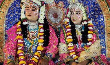 श्योपुर में बसंत महोत्सव की हुई शुरुआत:पहले दिन राधा-कृष्ण की महारास लीला हुई, माखन चोरी और फाग उत्सव की प्रस्तुति